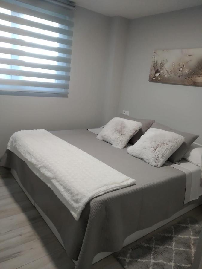 Casa Eduardo 1 Apartment El Puente  ภายนอก รูปภาพ